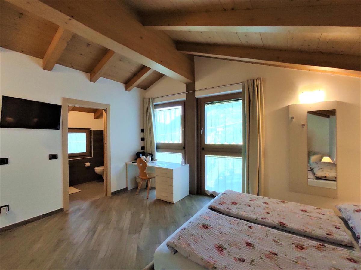 Castione Andevenno B&B Il Germoglio מראה חיצוני תמונה