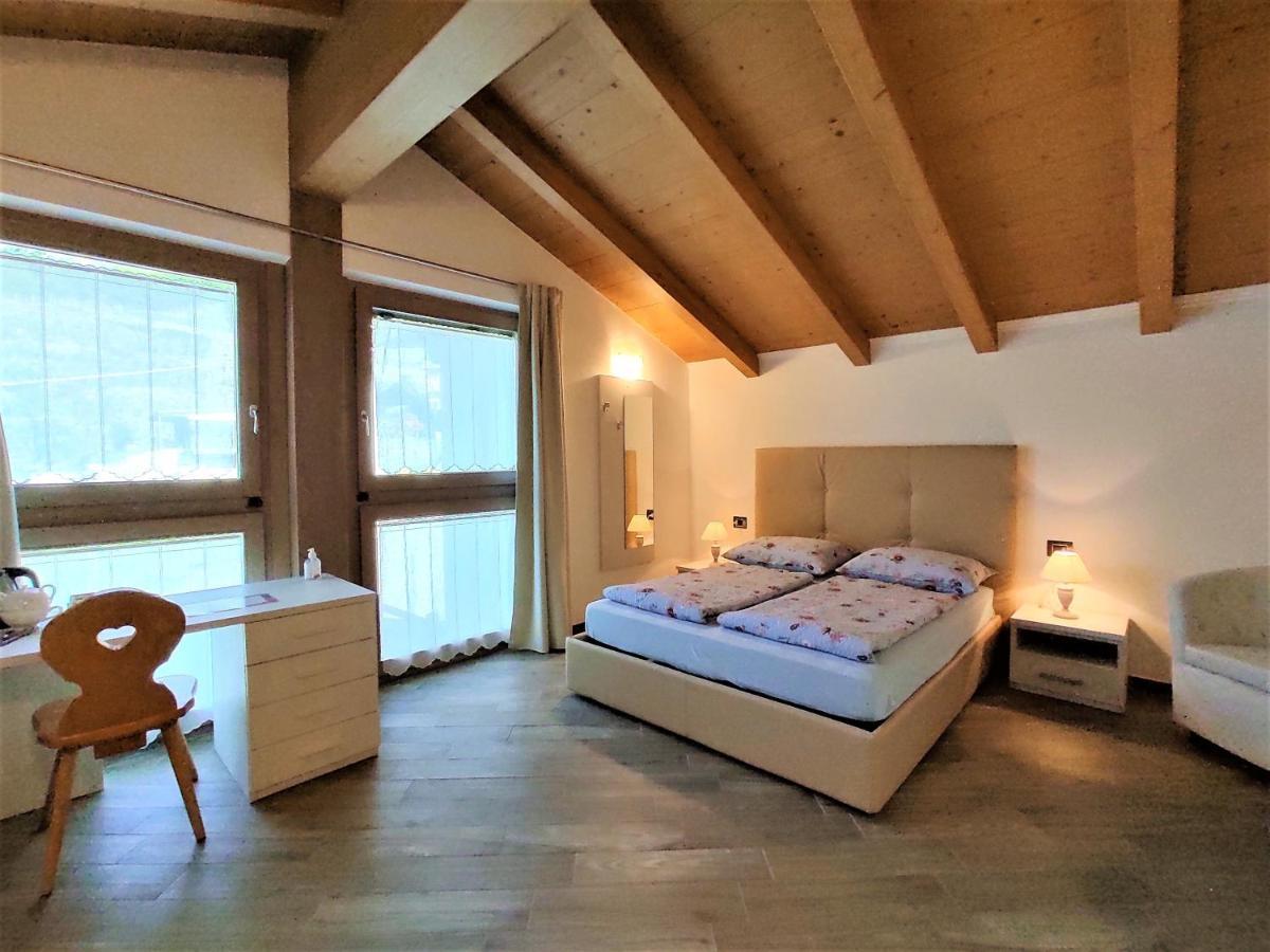 Castione Andevenno B&B Il Germoglio מראה חיצוני תמונה