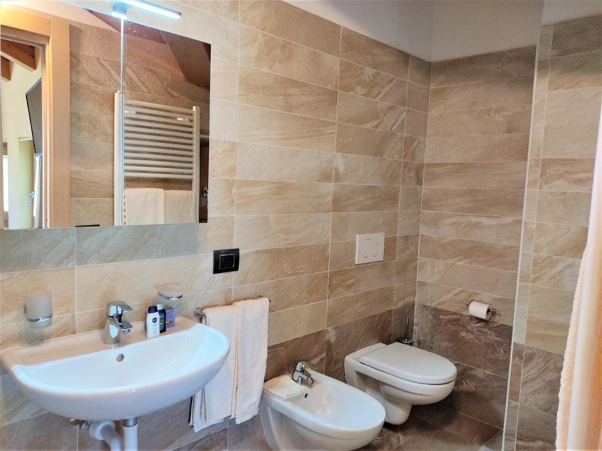 Castione Andevenno B&B Il Germoglio מראה חיצוני תמונה